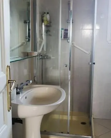 Mare E Monte , Jardin Mediterraneen Et Exotique. Ghisonaccia